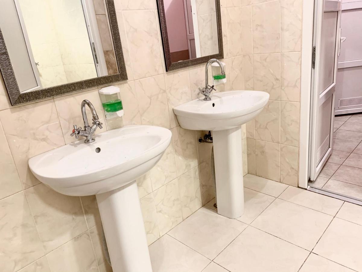 Мини-Гостиница Три Коня Pereyaslav-Khmelʼnytsʼkyy Esterno foto
